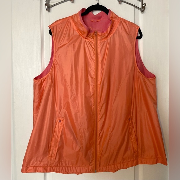 Penningtons ActiveZone Windbreaker Vest - Picture 3 of 8